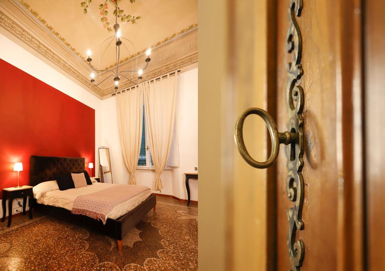 Double Room Private External Bathroom