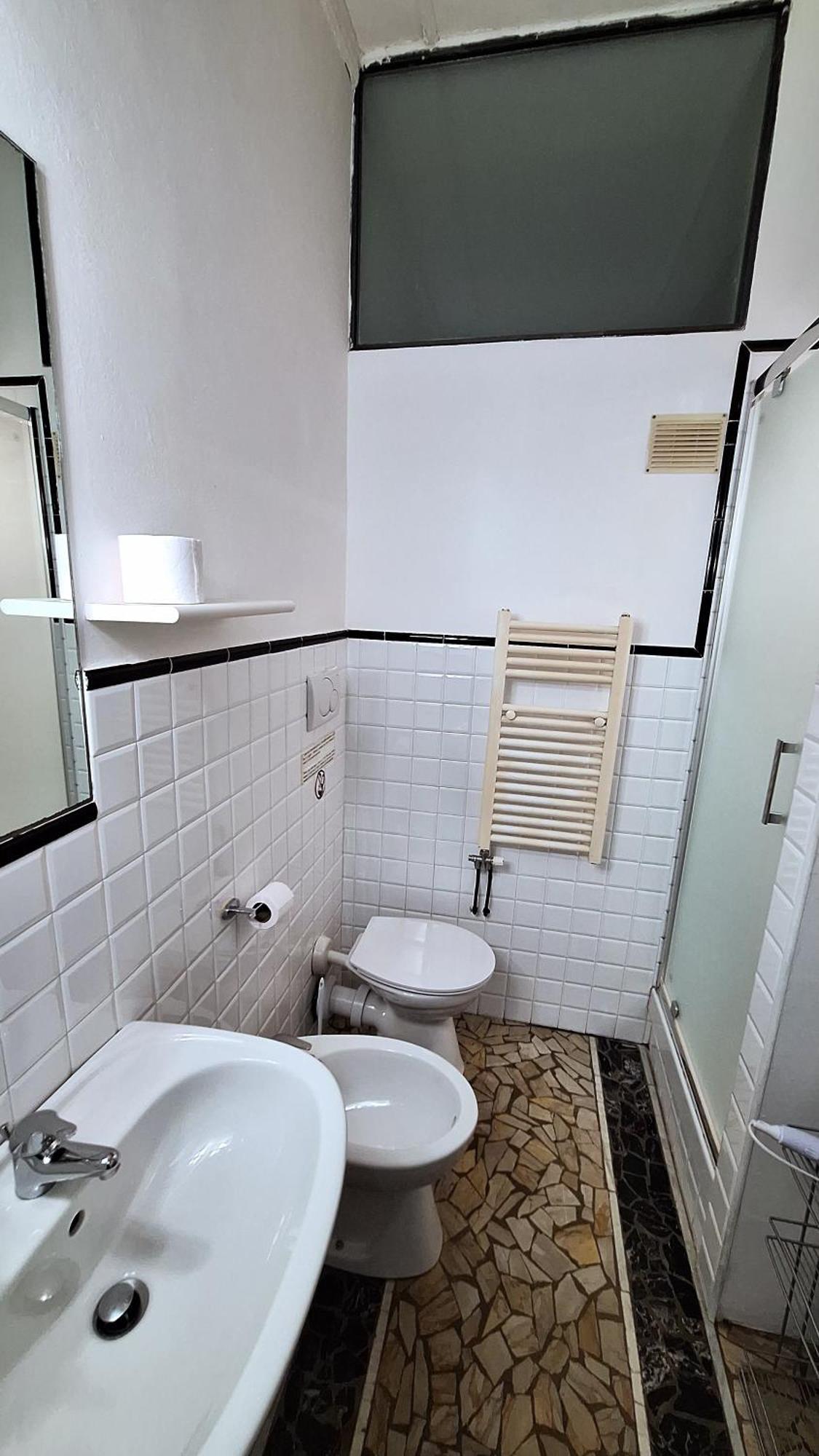 Double or Twin Room with Private External Bathroom