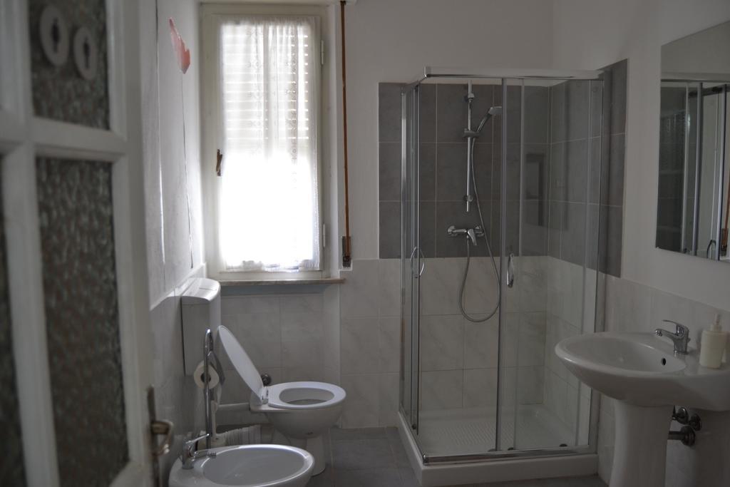 Standard Double Room with Shared Bathroom