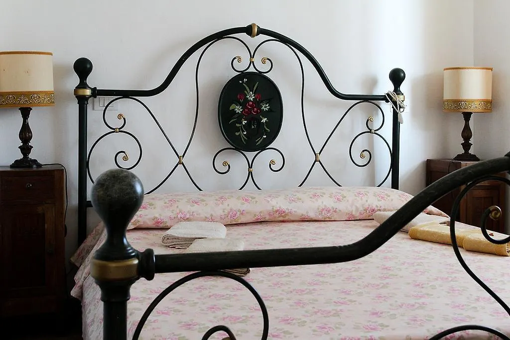 Guesthouse Stazione Pisa Centro-1