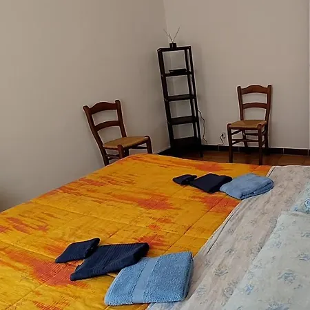Pisa Central Station Room Rent-2