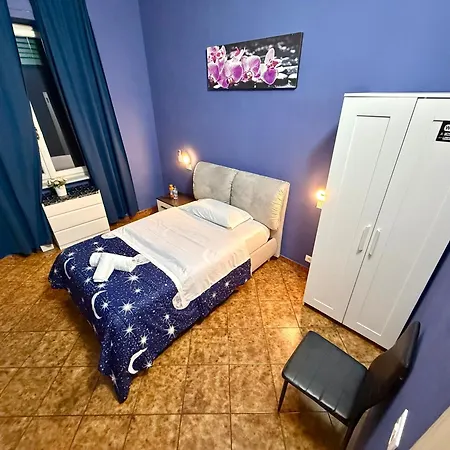 Crown Guest House-2