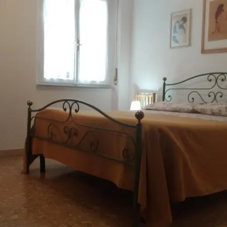 Cisanello Guesthouse-2